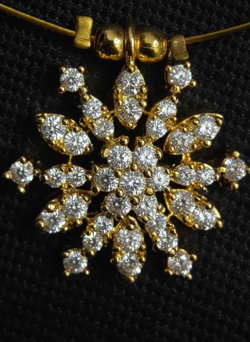 Snowflake Elegance Pendant Necklace